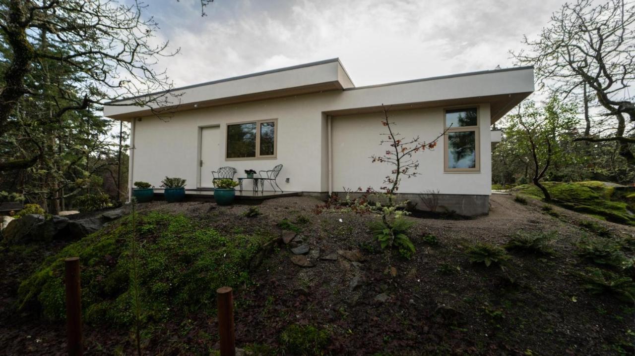 Guest house Private Modern Queenswood Victoria